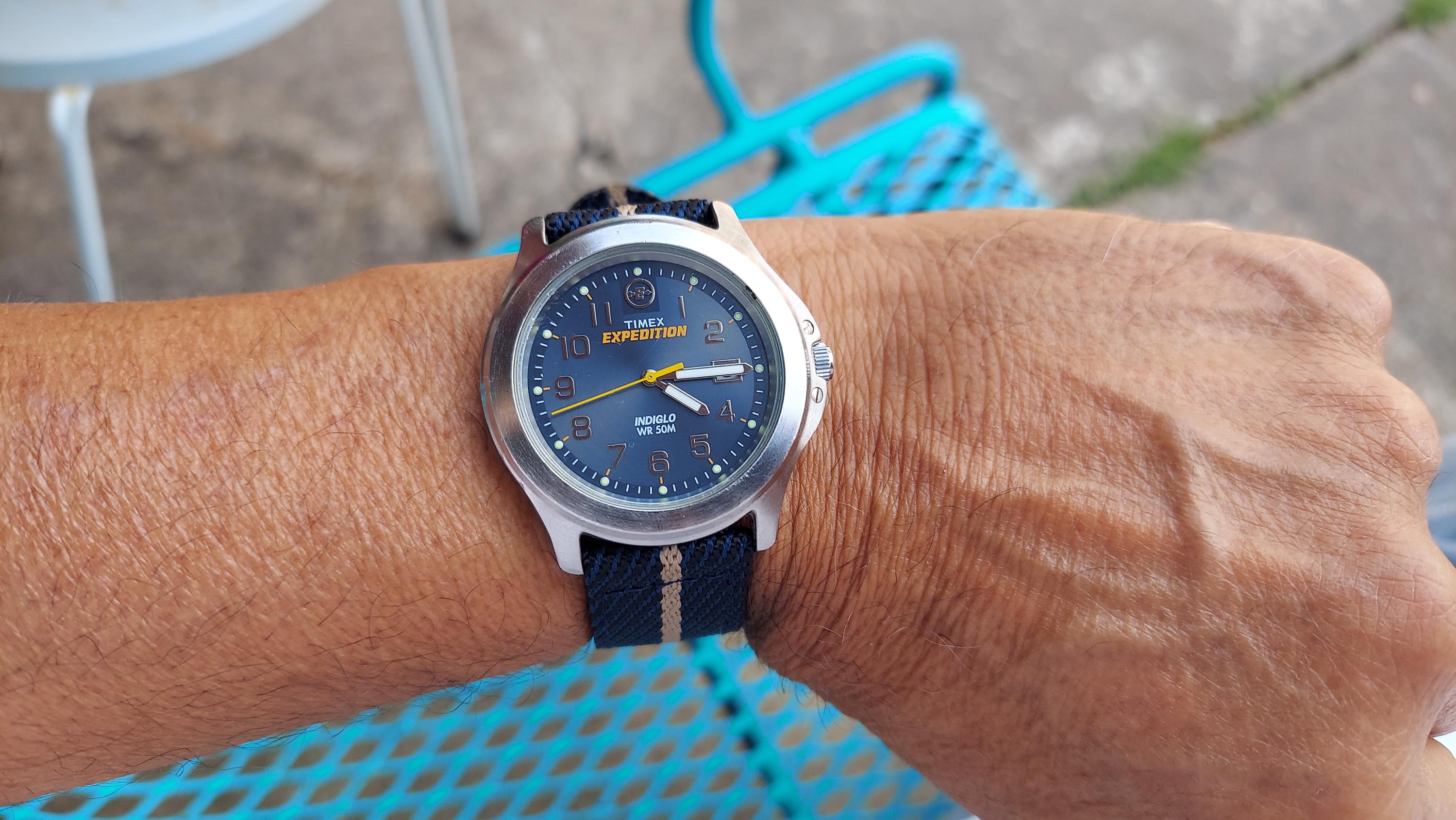 VINTAGE TIMEX EXPEDITION INDIGLO STAINLESS LADIES FIELD