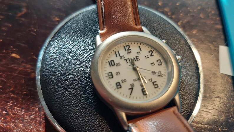Time Military Quartz Men's Wristwatch . image 12