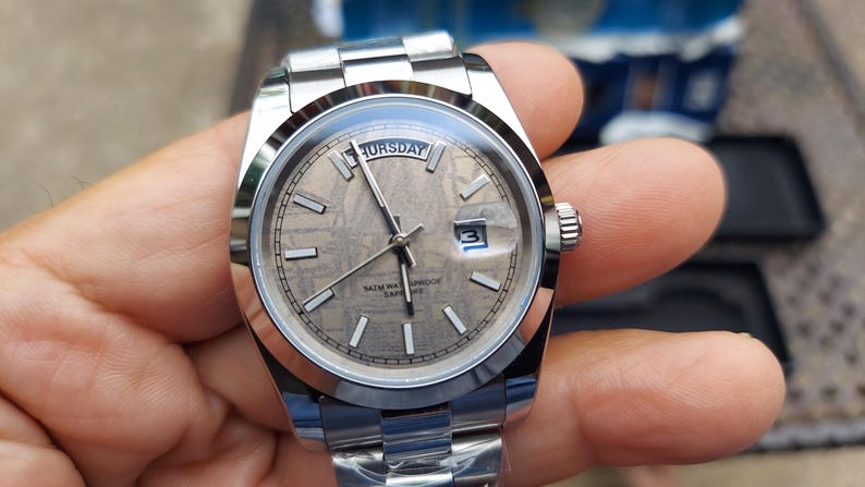 Aimimo Day-Date Men's 36mm Wristwatch . image 1