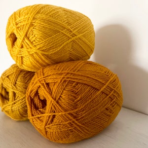 Lana di pecora naturale / Filato di lana / Fili di lana / Lana di pecora pura / Filo per maglieria / Filato per maglieria per lavorare a maglia, uncinetto, tessitura, infeltrimento