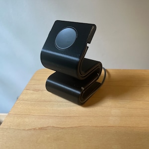 The Ripple - Wavy 3D Printed Samsung Galaxy Watch Charging Stand