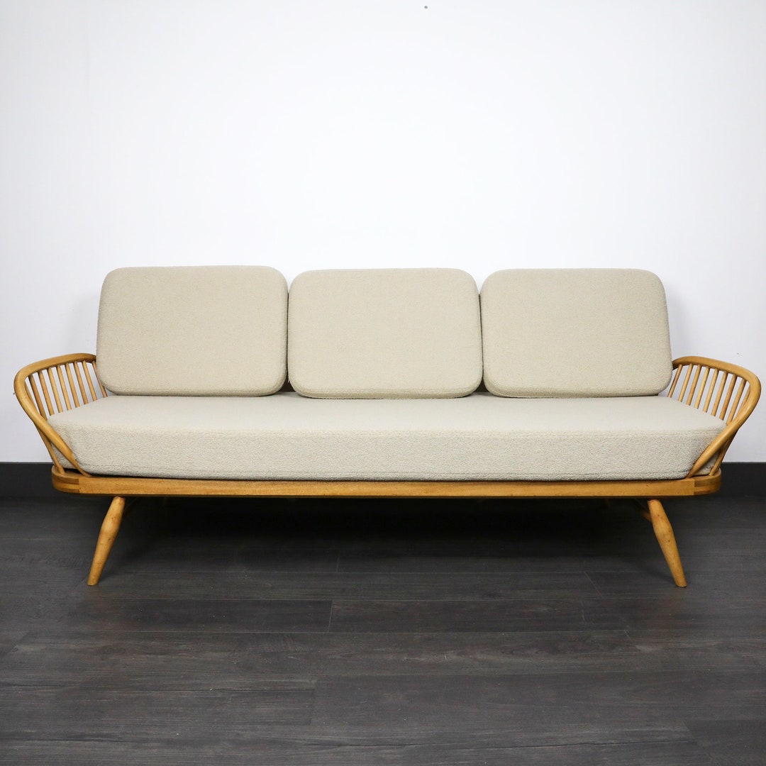 Bouclé Replacement Cushions for Ercol 355 Daybed/ Studio Couch in Fluffy Beige Boucle Fabric