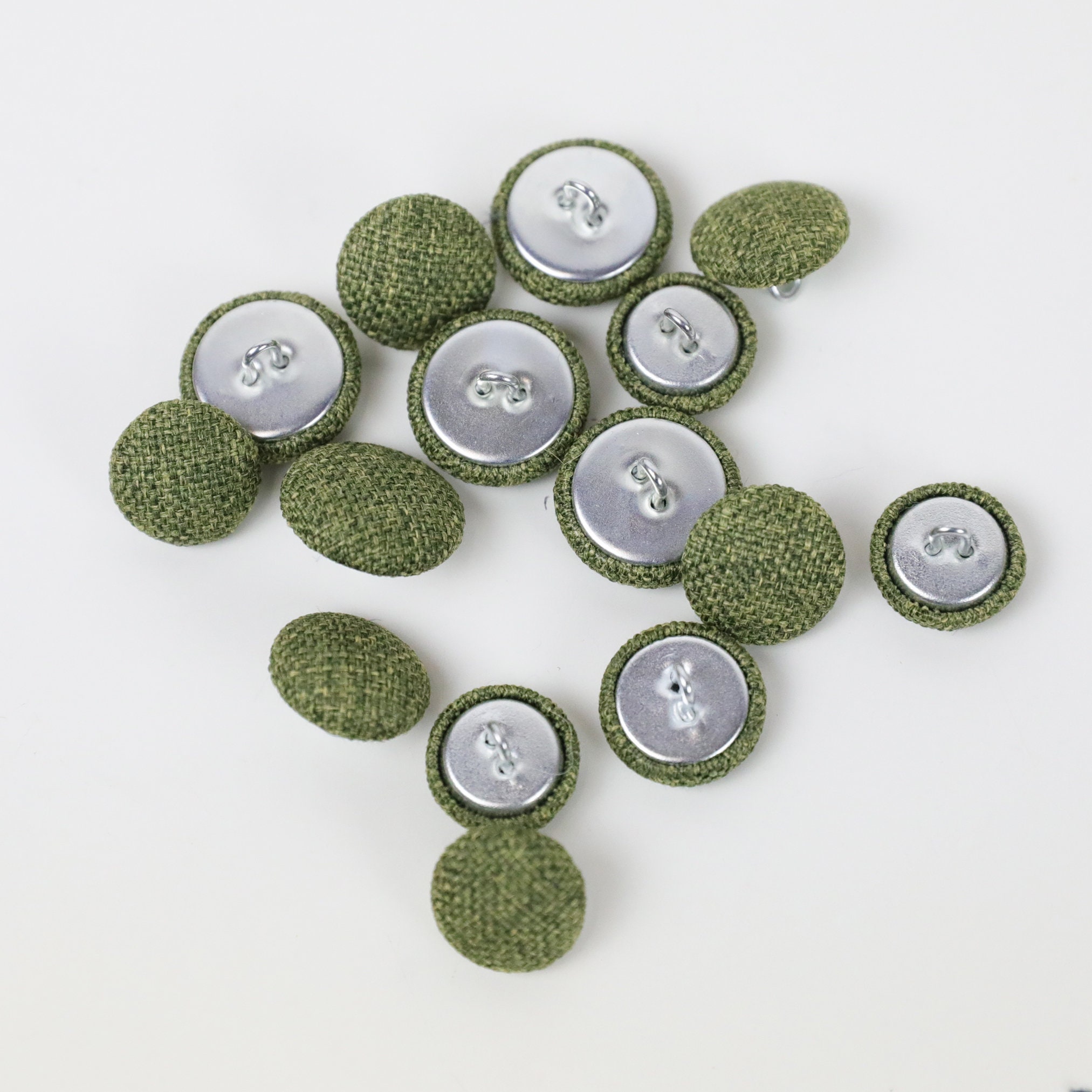 Linen Look Upholstery & Furnishing Loop Back Buttons in Green, Blue ...