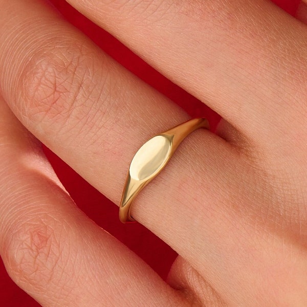 14k Solid Gold Oval Signet Ring, Personalized Monogram Ring for Women, Engravable Signet Ring, Minimal Initial Pinky Rings, Slim Gold Band