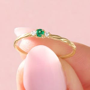 14k Solid Gold Emerald Ring • Twisted Band Minimalist Solitaire • Tiny Green Gem Promise Ring for Women • Dainty Stackable Jewelry Gift