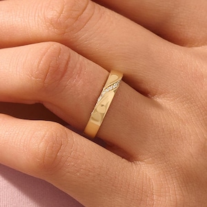 Diamond Wedding Band, Solid Gold Wedding Ring for Women, Pave Diamond Band, Mobius Gold Band, Modern Gold Band, Ring for Marriage