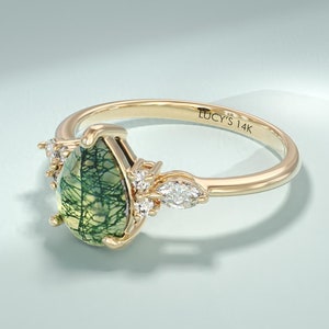 Moss Agate Engagement Ring Pear Shape 14k Solid Gold Green Solitaire Ring for Women 18k Vintage Moss Agate Ring Jewelry Gift for Girlfriend