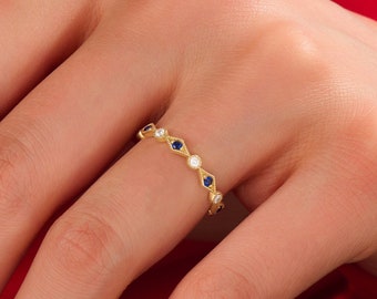 Sapphire and Diamond Wedding Band, 14k Gold Art Deco Ring, Solid Gold Sapphire Stacking Ring, Vintage Design Gold Ring, Women Sapphire Ring