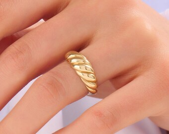 14K Shrimp Croissant Ring, Solid Gold Chunky Dome Band, Unique Statement Rings for Women, Thick Everyday Ring, Twisted Rope Ring Gift