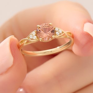 Padparadscha Sapphire Ring 14k Solid Gold Gemstone Engagement Rings for Women Orange Pink Ring, Vintage Design Solitaire Ring Jewelry Gift