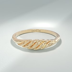 Solid Gold Small Croissant Ring, 14k Minimalist Low Dome Ring Women, Twisted Rope Ring,Unique Signet Ring, Shrimp Pinky Ring, Stackable Ring