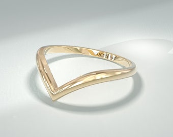 14k Gold Wishbone Ring, Solid Gold Chevron Stacking Ring, Curved Wedding Band,  Womens V Shaped Ring, Stackable Thin Gold Band, Contour Ring