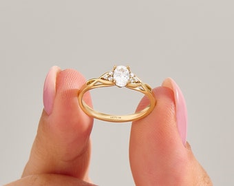 Moissanite Engagement Ring 14k Gold Oval Moissanite Ring for Women Irish Knot Ring Dainty Solid Gold Braided Band Ring Jewellery Gift