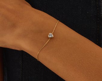Heart Diamond Bracelet, 14K Solid Gold Heart Cut Chain Bracelet, Dainty 0.50 CT Diamond Bracelet, Minimalist Gift for Her