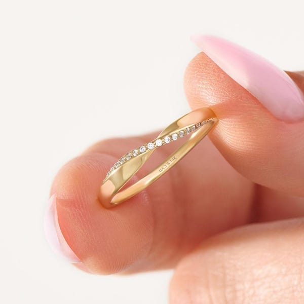 Wedding Band 14K Solid Gold Mobius Diamond Ring, Minimalist Twisted Stacking Band, Unique Bridal Jewelry Gift