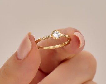 Diamant Minimalist Akzent Solitär Ring, 14 Karat Solid Gold Tiny Verlobungsringe für Frauen, Lünette Versprechen Ring, 0,20ct Echter Natürlicher Diamant Ring