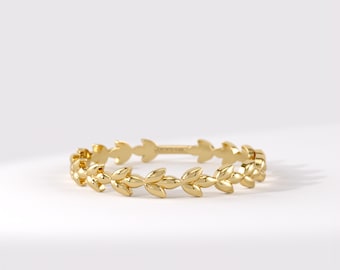 14k Solid Gold Floral Wedding Band, Dainty Vine Leaf Ring for Women, Nature-Inspired Stackable Jewelry, Real Gold Gift for Mom or Bride