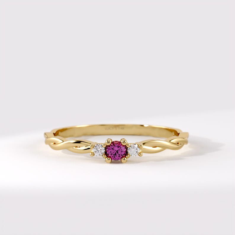 Ruby Ring, 14K Solid Gold Twisted Ruby Ring for Women, Dainty Pink Gemstone Band, Small July Birthstone Ring, Thin Stacker imagem 5