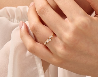 Kultiger Diamant-Clusterring, Ehering aus 14-karätigem Gold, minimalistischer Stapelring für Damen, einzigartiger Brautring mit natürlichem Diamant