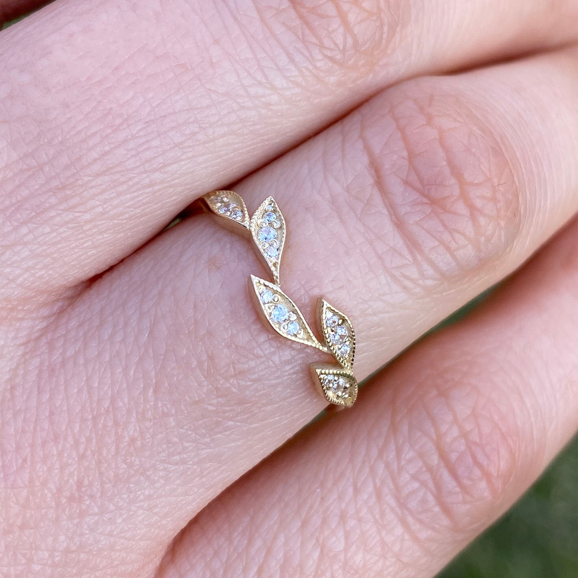 14k Solid Gold Diamond Iconic Leaf Ring Diamond Leaf Ring Etsy