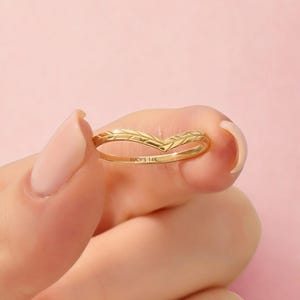 V Shaped Curved Wedding Band Women, Solid 14K 18K 10K Gold Wishbone Ring, Stackable