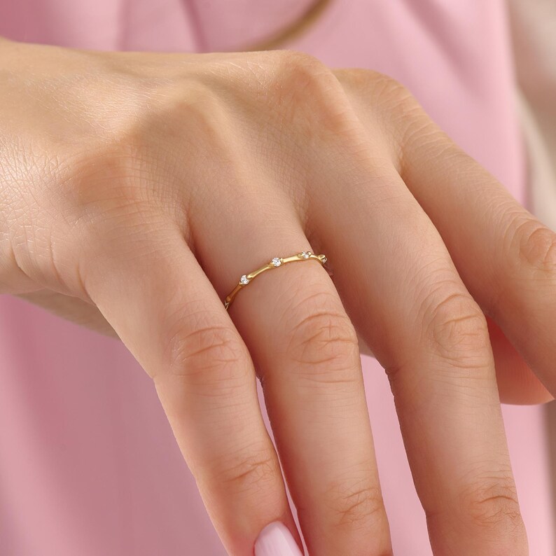 Solid Gold Stacking Ring, Ultra Thin Moissanite Ring Stackable, 10K 14K 18K Real Gold, 1mm Wedding Band, 1/4 Sizes Available Bild 4