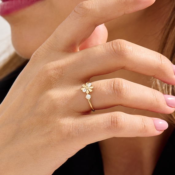 Daisy Ring Solid 10k 14k 18k Flower Band Women Diamond and
