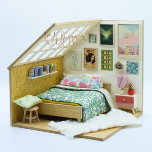 Miniature Room Box, Handmade diorama, Dollhouse bedroom