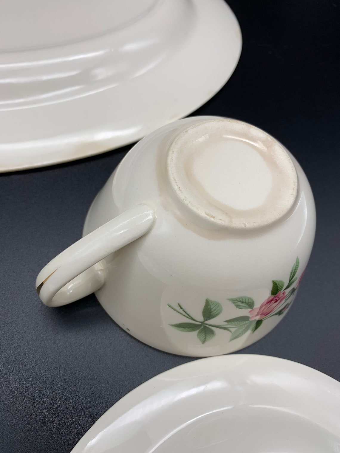 64-teiliges Set Papier-Teetassen Mit Untertassen – Floral, 4 Farben, Inkl. Tischdecke Für Parties