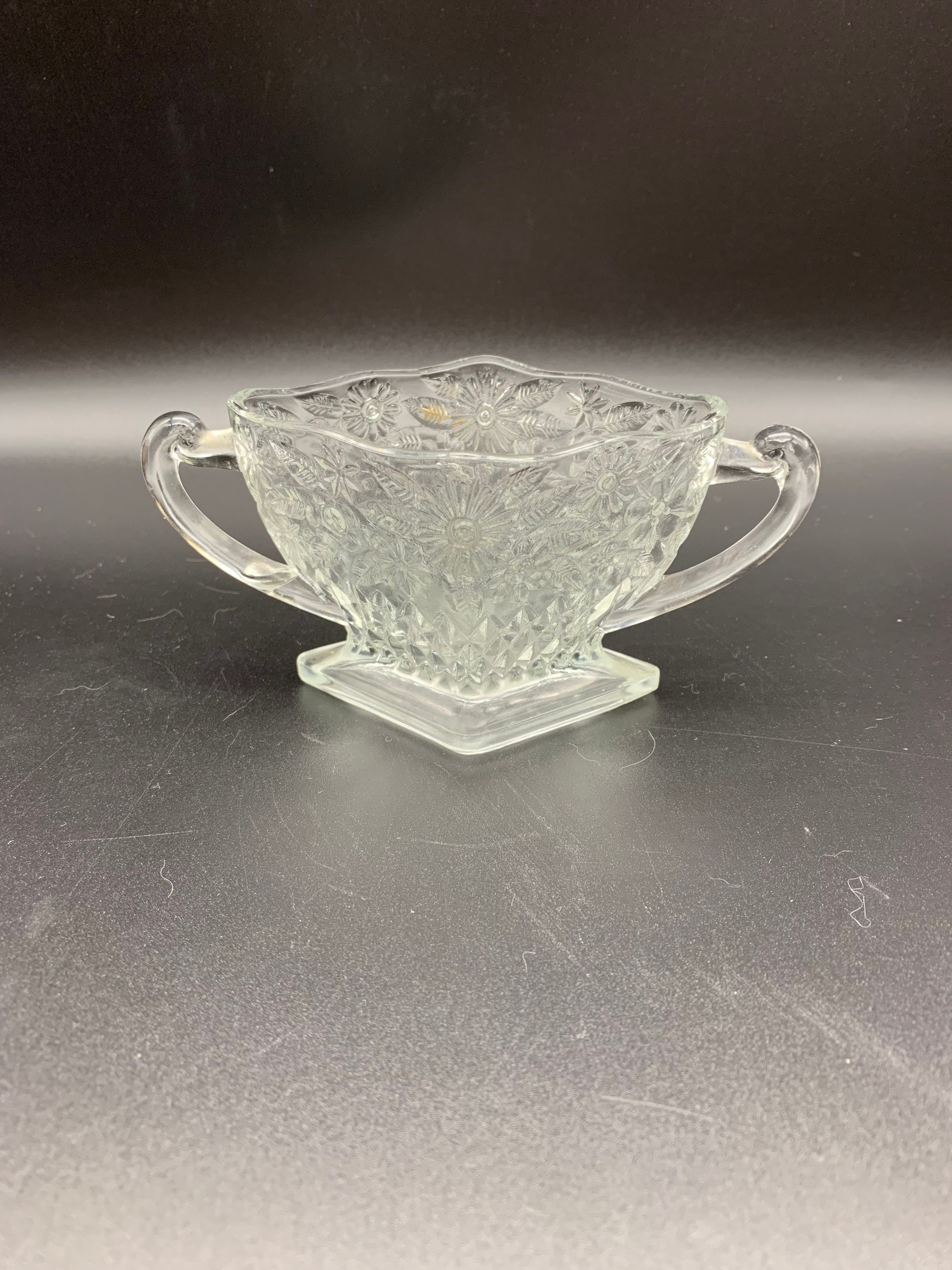 Home Decor Great Gift Kitchen Dining Serving Vintage Depression Glass 1930s Indiana Glass Pineapple Floral Serving Bowl Clear Crystal Home Decor Great Gift Kitchen Dining Serving Vintage Depression Glass 1930s Indiana Glass Pineapple Floral Serving Bowl Clear Crystal