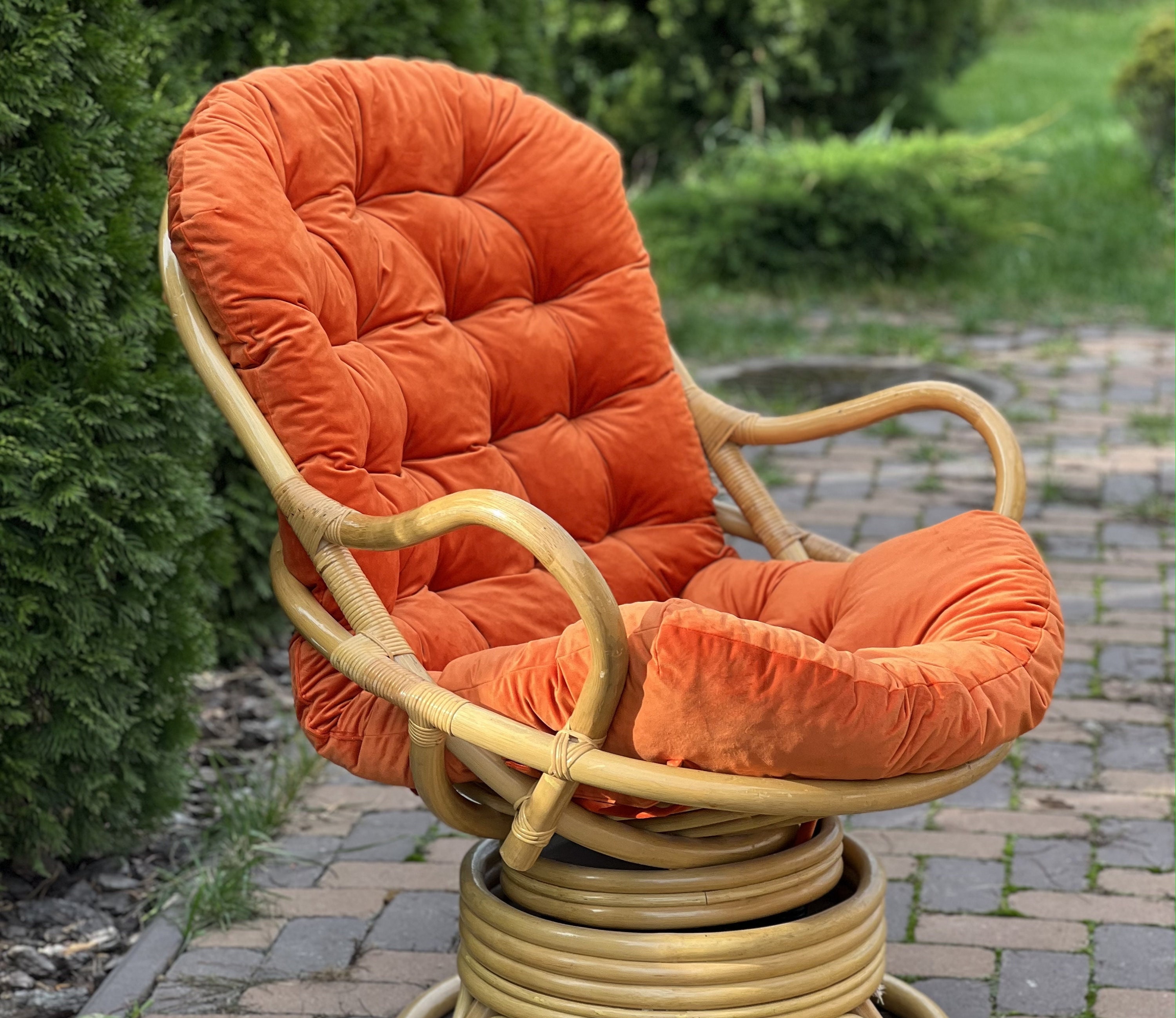 Coussin matelassé rond avec attaches pour fauteuil papasan, loveuse,  fauteuil œuf, fauteuil suspendu, intérieur et extérieur - Gris, 130 cm :  : Jardin