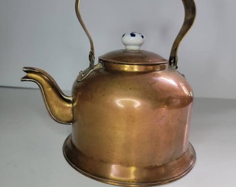 Vintage copper tea pot w/ porcelain hardware