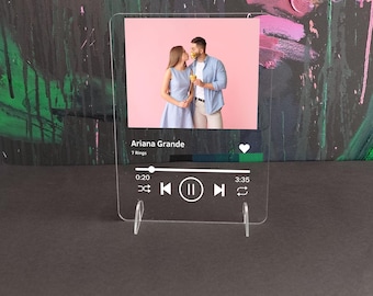 Personalized Gift Song Plaque with Stand - Custom Music Print Featuring Your Photo and Album - Ideal Anniversary or Valentine's Day Gift
