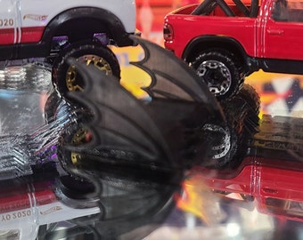 Batwing truck topper