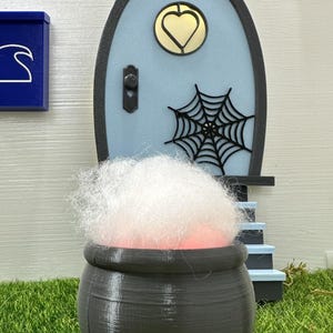 Witch&#39;s cauldron with steam and LED, miniature decoration, Halloween, gnome accessories, 3-D print