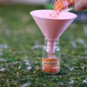Gnome funnel for glitter dust/magic dust miniature decoration, gnome accessories, dollhouse, Christmas gnome