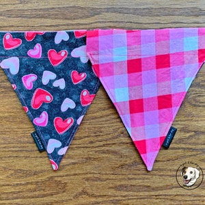 Valentine&#39;s Day Over the Collar Reversible Dog Bandana - Bubble Hearts & Pink Plaid - Personalized
