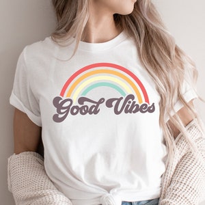 Svg Good Vibes, svg arc-en-ciel, groovy svg, svg motivant, citation positive, dicton positif, svg d'été, Svg Dxf Eps Ai Png Silhouette Cricut