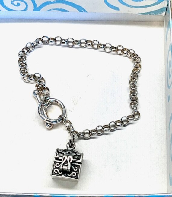 Vintage Sterling Silver Prayer Box Charm Bracelet… - image 8