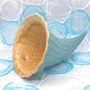 Vintage Turquoise Glazed Ceramic Cornucopia Basketweave Vase