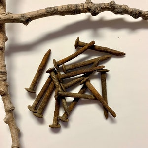 Railroad Nail, Vintage Curiosities, Travel Talisman Altar Decoration, Witchcraft Oddities, Protection Amulet Trinket