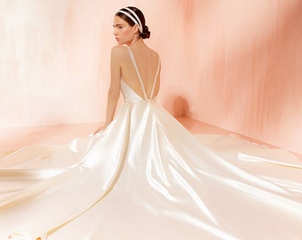 Sexy wedding dress ALLIE. Reception dress | square neckline | satin wedding dress | A-Line silhouette