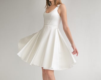 Satin-Brautkleid BARBARA. Mini-Hochzeitskleid | Lässiges Hochzeitskleid | Cocktailkleid | Kurzes weißes Kleid