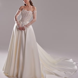 Satin & Lace Wedding Dress Evelyn with Detachable Sleeves and Cathedral Train | Ball Gown