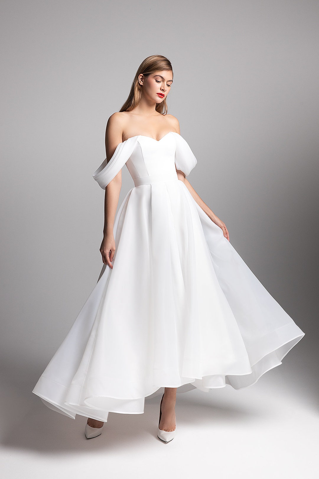Sexy Wedding Dress ROMILDA. Reception Dress Sexy White Dress Minimalist ...