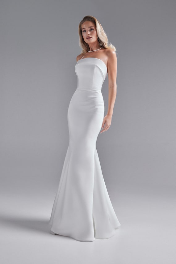 white strapless mermaid wedding dress Ivory Strapless Sweetheart Neckline Wedding Dress