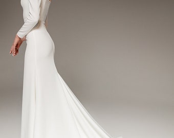 Robe de mariée modeste BERTA. Robe de mariée en crêpe | encolure carrée | robe de mariée minimaliste