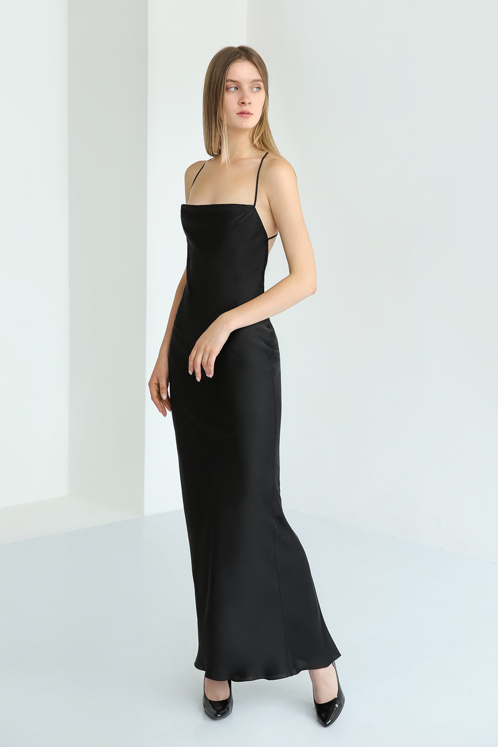 Reception dress SASHA. Sheath silhouette straight neckline | Etsy