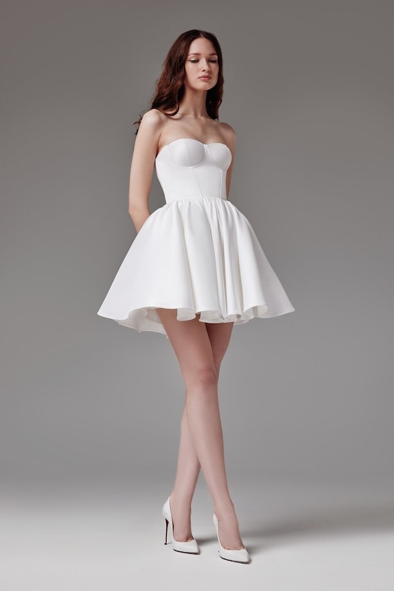 Petite white cocktail dresses hotsell
