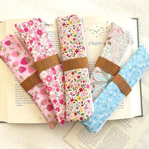 William Morris Ditsy Floral Pencil Case: Slim Liberty-Style Stationery Pouch. Narrow pencil case. DPN case.